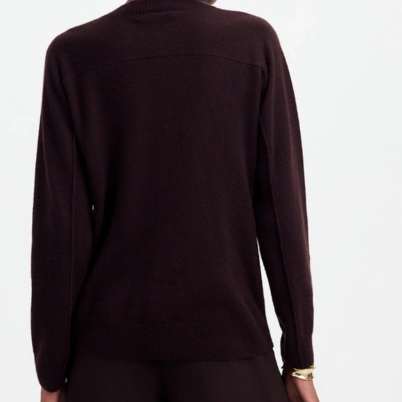 Madewell Cashmere V-Neck Sweater - Picture 2 of 6